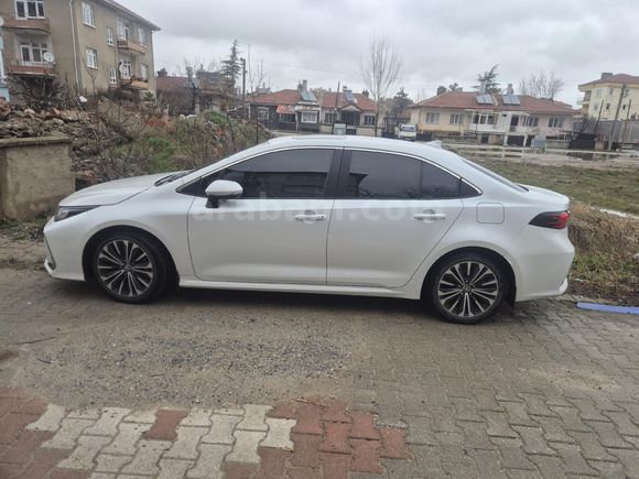 Sahibinden Toyota Corolla 1.5 Flame X-Pack 2023 Model