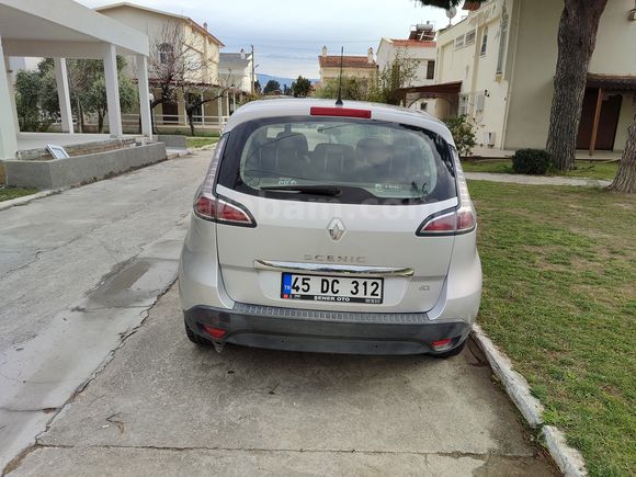 ÖğretmendenSahibinden Renault Scenic 1.5 dCi Privilege 2012 Model 