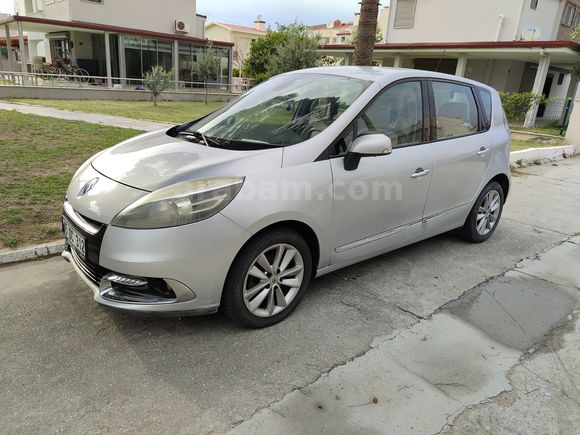 ÖğretmendenSahibinden Renault Scenic 1.5 dCi Privilege 2012 Model 