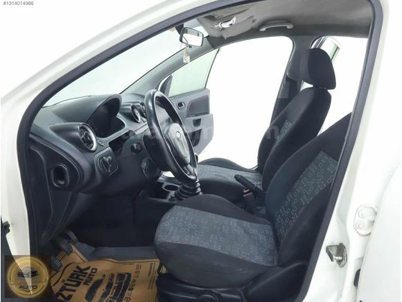 ÖZTÜRK AUTO'DAN SIFIR MOTOR SIFIR VİZE 2006 1.4 TDCİ FİESTA