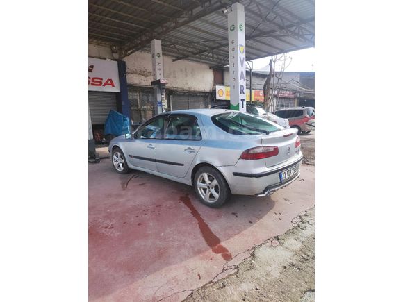 Renault Laguna 1.6 Expression ( 2004 Model )