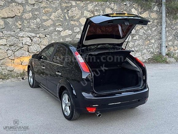 SORUNSUZ MASRAFSIZ AİLE ARACI FORD FOCUS 1.6TDCİ COLLECTION