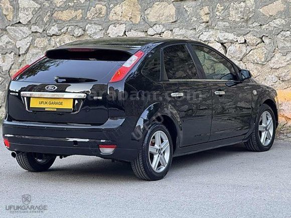 SORUNSUZ MASRAFSIZ AİLE ARACI FORD FOCUS 1.6TDCİ COLLECTION