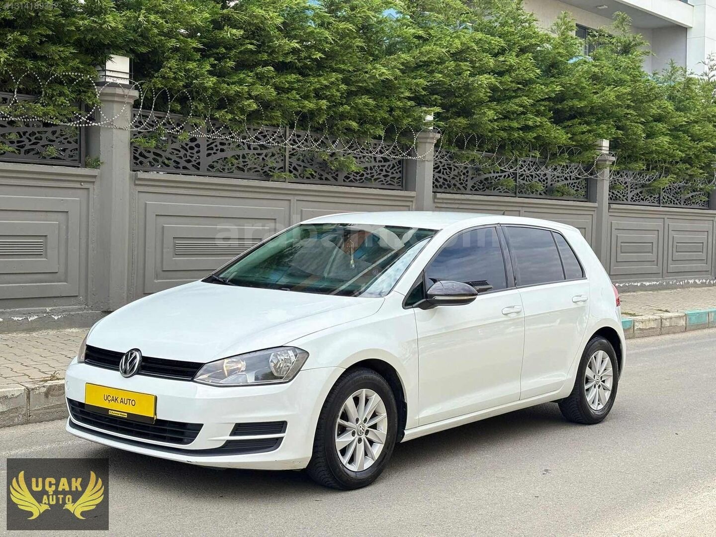 -UÇAK AUTO- 2017 ÇIKIŞLI VOLKSWAGEN GOLF MİDLİNE PLUS 4