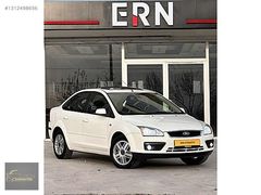 2006 MODEL FORD FOCUS CHİA SUNROOF NADİR KALANLARDAN