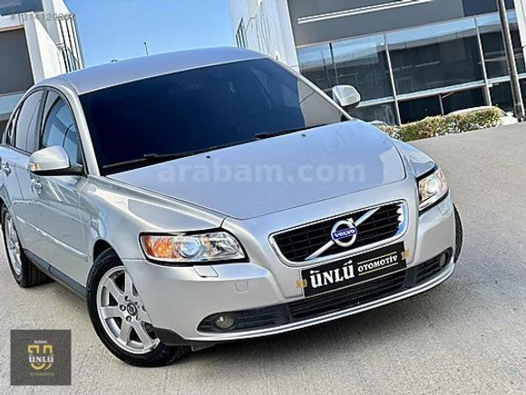 ÜNLÜDEN 2011 VOLVO S40 6 İLERİ CAM GİBİ HATASIZ