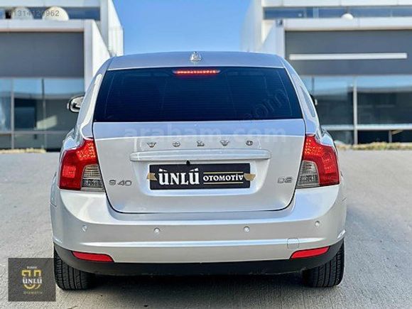 ÜNLÜDEN 2011 VOLVO S40 6 İLERİ CAM GİBİ HATASIZ