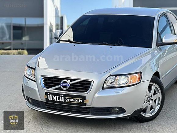 ÜNLÜDEN 2011 VOLVO S40 6 İLERİ CAM GİBİ HATASIZ
