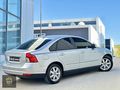 ÜNLÜDEN 2011 VOLVO S40 6 İLERİ CAM GİBİ HATASIZ