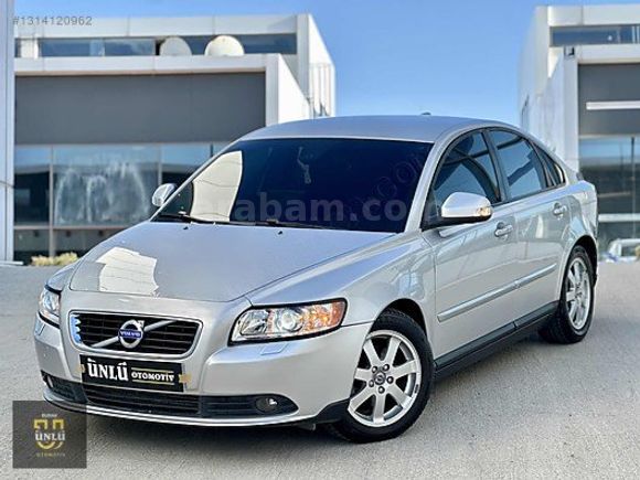ÜNLÜDEN 2011 VOLVO S40 6 İLERİ CAM GİBİ HATASIZ
