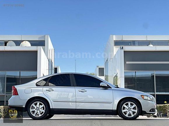 ÜNLÜDEN 2011 VOLVO S40 6 İLERİ CAM GİBİ HATASIZ