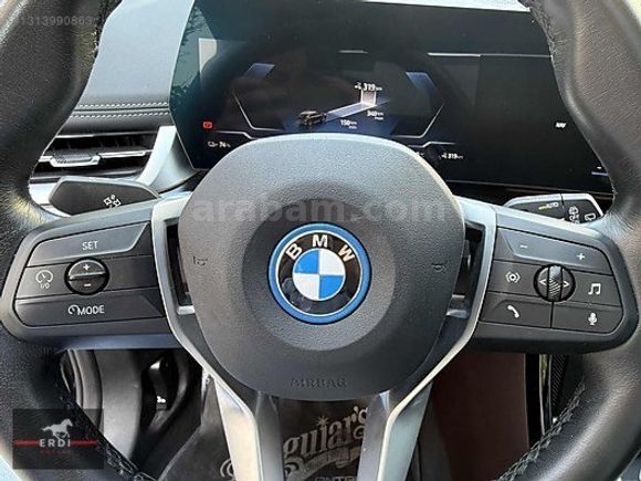 2024 İX1 eDRIVE20 C.TAVAN MOCHA DERİ E.BAGAJ JANT BOYASIZ BAYİİ