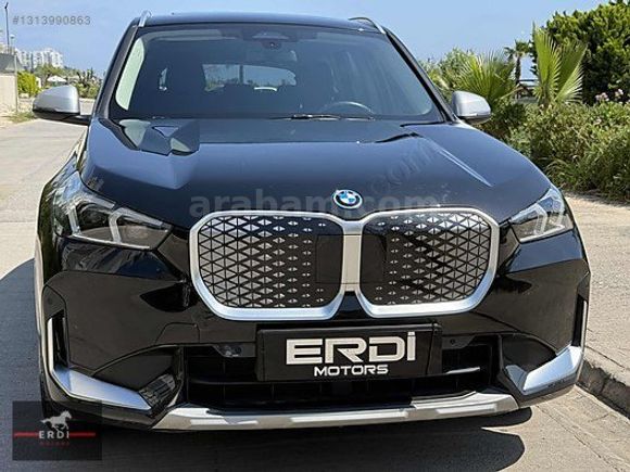 2024 İX1 eDRIVE20 C.TAVAN MOCHA DERİ E.BAGAJ JANT BOYASIZ BAYİİ