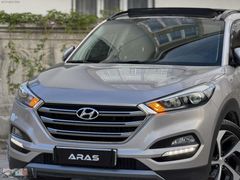 TR'DE TEK 67000KM BOYASIZ 4X4 TUCSON ELİTE 4 LASTİK SIFIR
