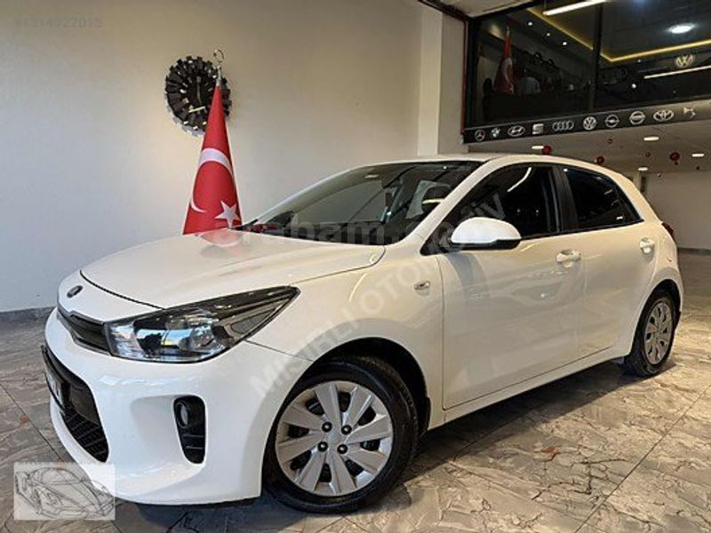 Galeriden Kia Rio 1.4 CRDi Comfort 2017 Model İstanbul 220.000 km