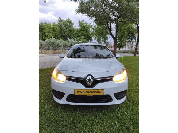 ÇOK TEMİZ YENİ KASA Renault Fluence 1.5 dCi Joy 2013 Model Denizli