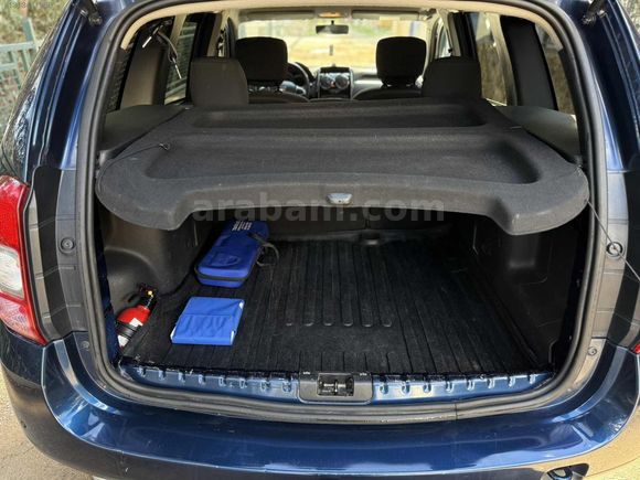 DACİA DUSTER 1.5 DCİ BLACKSHADOW OTOMATİK