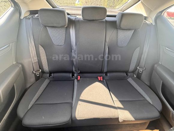2025 ÇIKIŞLI OCTAVİA 1.5 MHEV ELİTE SADECE 22 BİN KM
