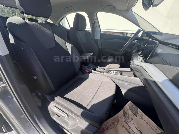 2025 ÇIKIŞLI OCTAVİA 1.5 MHEV ELİTE SADECE 22 BİN KM