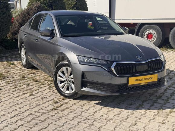 2025 ÇIKIŞLI OCTAVİA 1.5 MHEV ELİTE SADECE 22 BİN KM