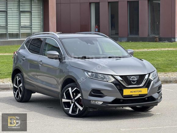 2017 NİSSAN QASHQAİ LANSMAN RENK 19 JANT ŞERİT TAKİP DÜŞÜK KM!!