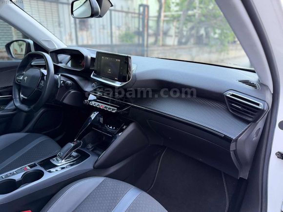 2020 MODEL ORJİNAL 82 BİN KM'DE CAM TAVAN SERVİS BAKIMLI