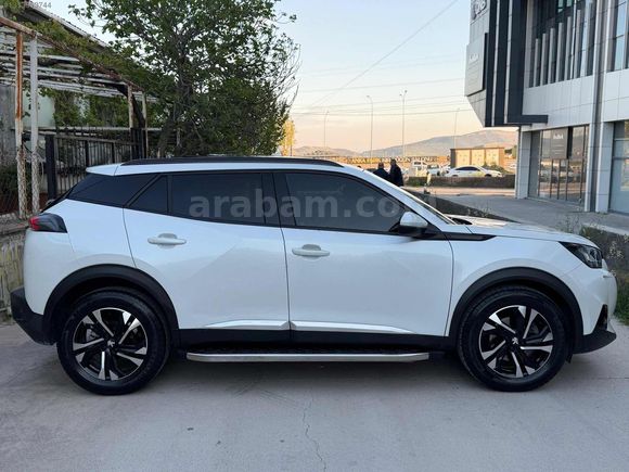 2020 MODEL ORJİNAL 82 BİN KM'DE CAM TAVAN SERVİS BAKIMLI