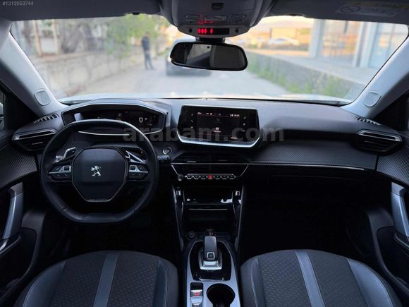 2020 MODEL ORJİNAL 82 BİN KM'DE CAM TAVAN SERVİS BAKIMLI