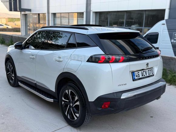 2020 MODEL ORJİNAL 82 BİN KM'DE CAM TAVAN SERVİS BAKIMLI
