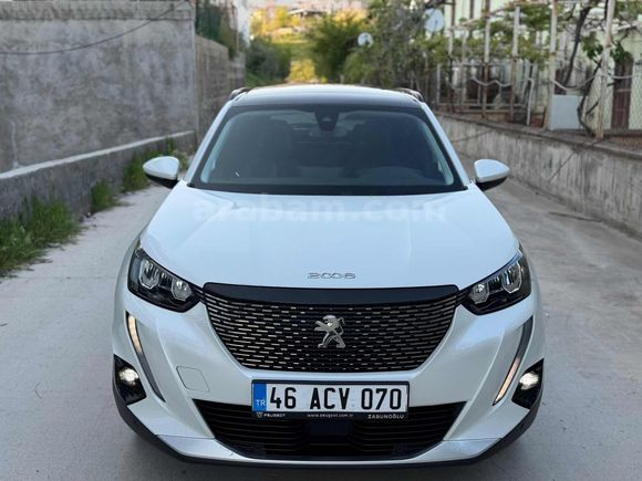2020 MODEL ORJİNAL 82 BİN KM'DE CAM TAVAN SERVİS BAKIMLI