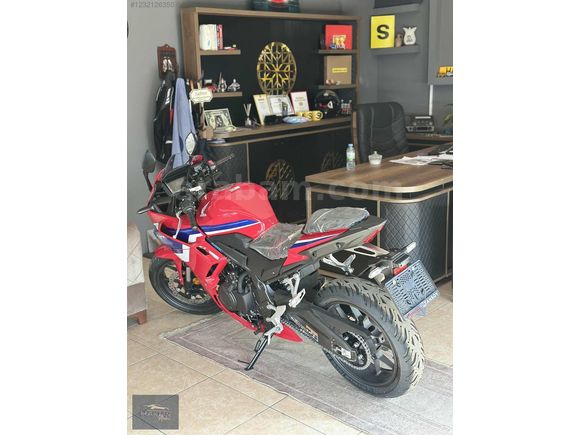 0 KM CBR500 R