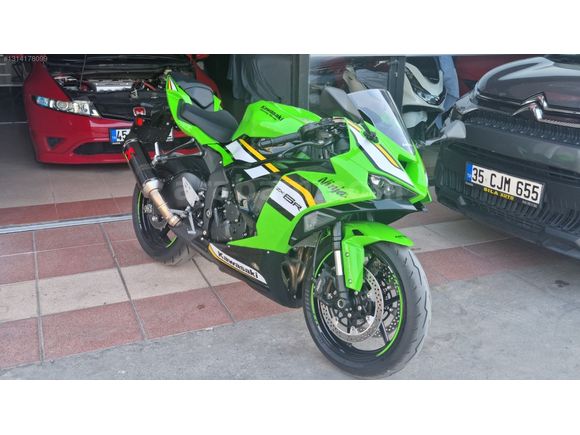 Galeriden Kawasaki Ninja ZX 6R 2024 Model İzmir 6.200 km Yeşil