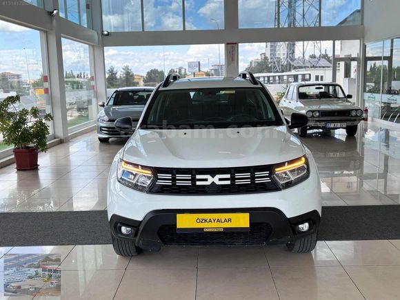 ÖZKAYALAR_2023 MODEL_1.3TCE_ DUSTER_MAKYAJLI KASA 4X4 %20FAURALI