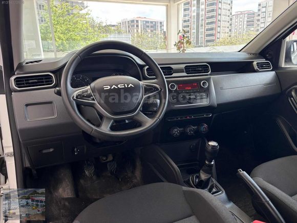ÖZKAYALAR_2023 MODEL_1.3TCE_ DUSTER_MAKYAJLI KASA 4X4 %20FAURALI