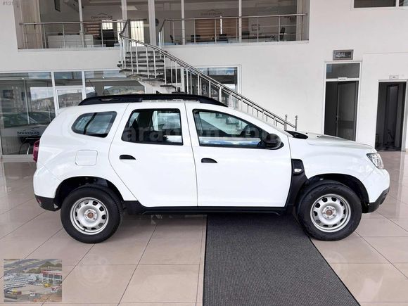 ÖZKAYALAR_2023 MODEL_1.3TCE_ DUSTER_MAKYAJLI KASA 4X4 %20FAURALI