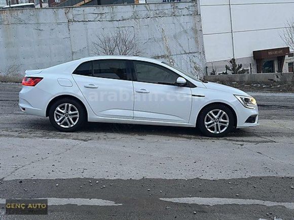 GENÇ AUTO'DAN 2020 MODEL RENAULT MEGANE 0.68 KREDİ İMKANI İLE