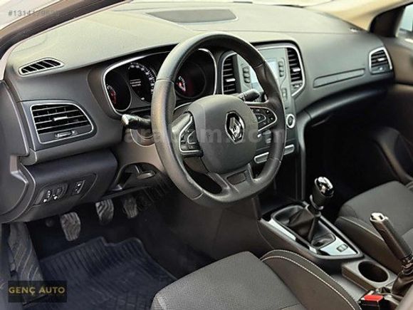GENÇ AUTO'DAN 2020 MODEL RENAULT MEGANE 0.68 KREDİ İMKANI İLE