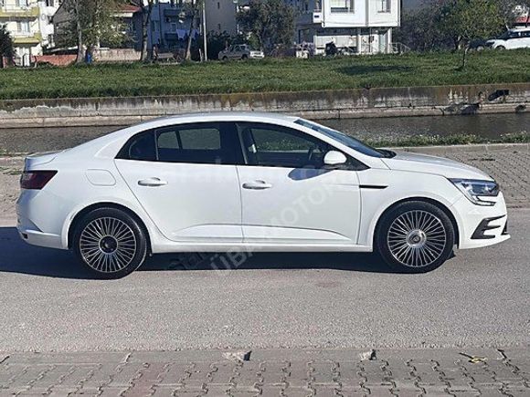 ÜBA / MEGANE 2021