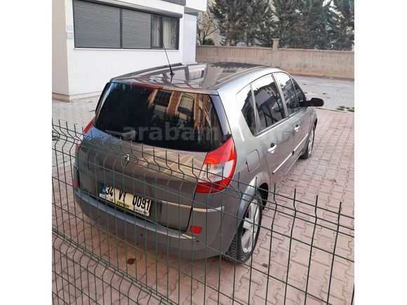 Sahibinden Renault Scenic 1.6 Dynamique 2004 Model 