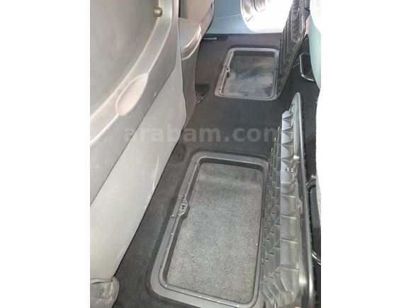 Sahibinden Renault Scenic 1.6 Dynamique 2004 Model 