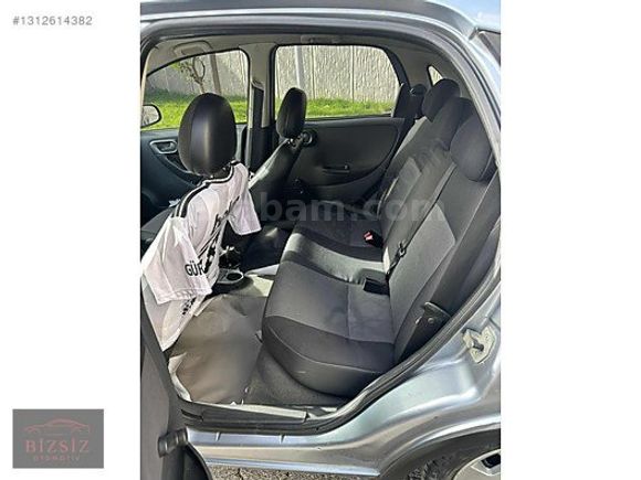 BİZSİZ / AUTO / OPEL CORSA C 1.3 DİZEL MANUEL