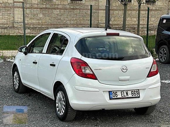 2013 MODEL OPEL CORSA 1.3 MULTİJET DİZEL EFSANE TEMİZLİKTE