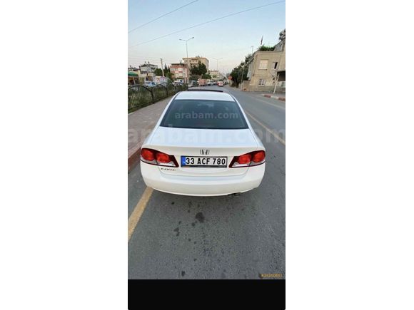 Sahibinden Honda Civic 1.6i VTEC Elegance 2011 Model 
