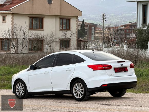 2015 FORD FOCUS 1.6 TİTANİUM ** OTOMATİK PARK **