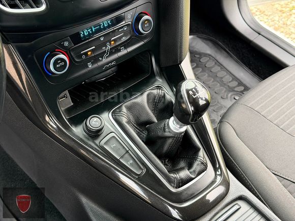 2015 FORD FOCUS 1.6 TİTANİUM ** OTOMATİK PARK **