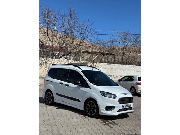 Sahibinden Ford Tourneo Courier 1.5 TDCi Titanium Plus 2023 Model 