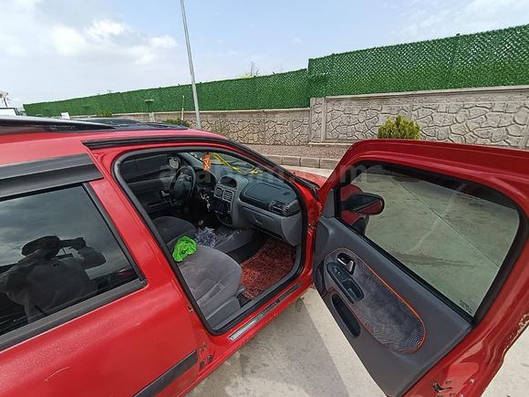 Sahibinden Renault Clio 1.6 RXT 2002 Model