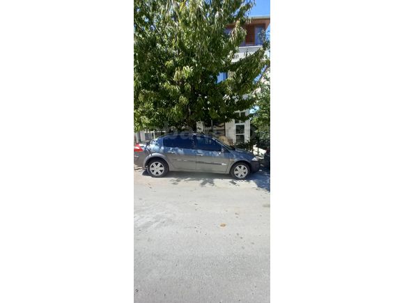 Sahibinden Renault Megane 1.6 Dynamique 2005 Model  310.000 km Gri