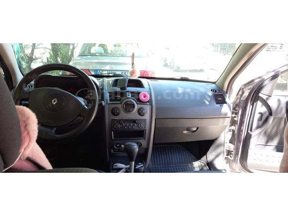 Sahibinden Renault Megane 1.6 Dynamique 2005 Model  310.000 km Gri