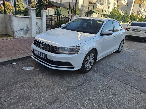 EMSALLERİNİN EN UYGUNU HATASIZ 1.2 TSi Trend 2015 Model Benzinli Manuel ACİL SATILIK